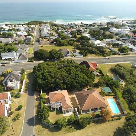 Milkwood Lodge Hermanus Buitenkant foto