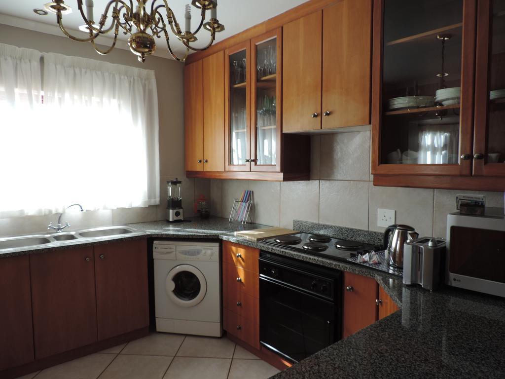 Milkwood Lodge Hermanus Buitenkant foto