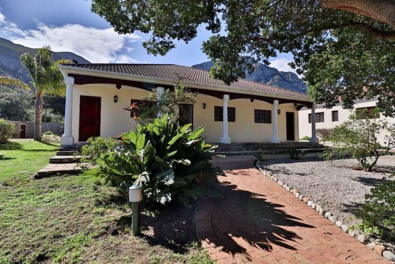 Milkwood Lodge Hermanus Buitenkant foto