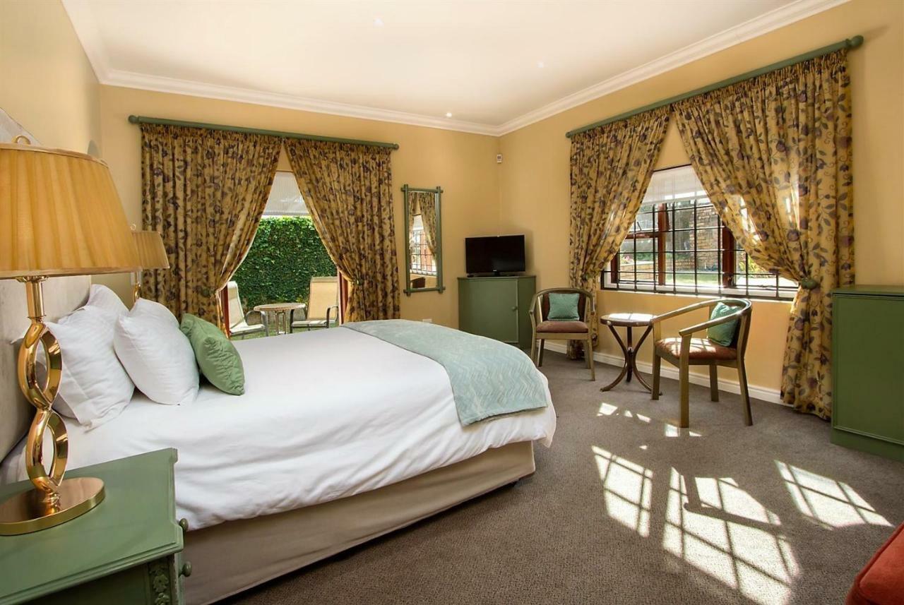 Milkwood Lodge Hermanus Buitenkant foto